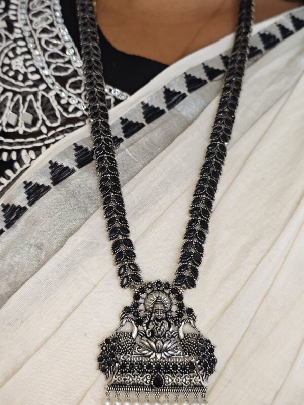lakshmi haram black with pearl dropping - Image 3