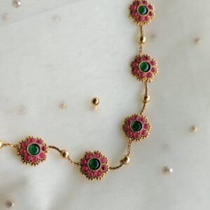 Bloom in Tradition Flower choker