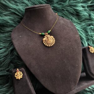 Invisible lakshmi choker