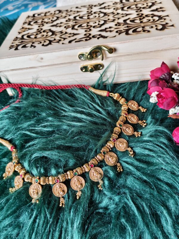 coin choker - Image 4