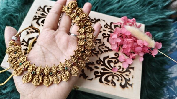 coin trending chocker - Image 2