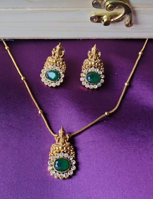 lakshmi pendent with stone - Image 2